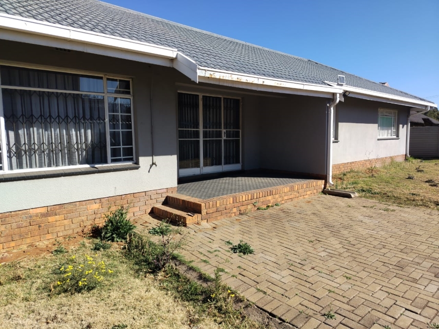 4 Bedroom Property for Sale in Vaalpark Free State